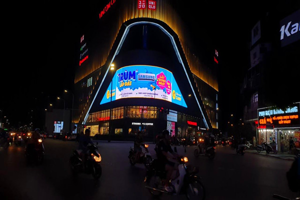 outdoor curved led display