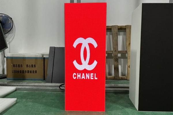 LED Pillar-8.JPG