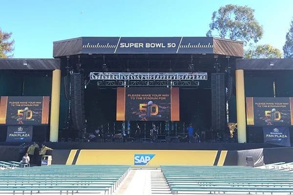 Choosing the Right Outdoor Rental LED Display for Large Events